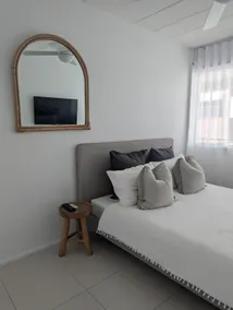 Kirra Beach Unit - panoramic Gold Coast beach view - Image 4