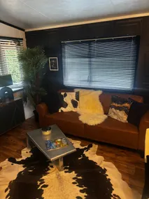 Unique 3 bedroom accommodation on Beccles Airfield - Image 2