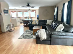 HOTUB! Riverfront, Dog Friendly |The River House - Image 4