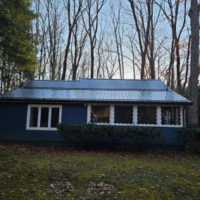 Laurel Highlands Crab Run 3 BR 2 B Creekside Cottage - Image 3