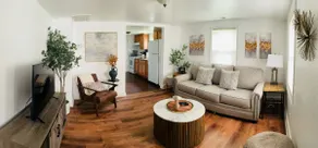 Cheerful Bungalow- Near Dogfish + Milton Theatre - Image 5