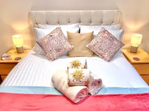 Romantic riverside escape in Evesham. - Image 4