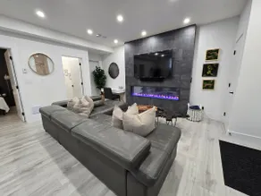Creekside Upscale Private Oasis - Image 3