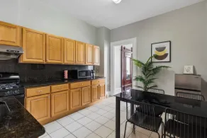*SouthPhilly Broad St 1B1B APT | Free Laundry - Image 3