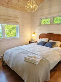 La Cloche Mountain View Cottage - Image 5