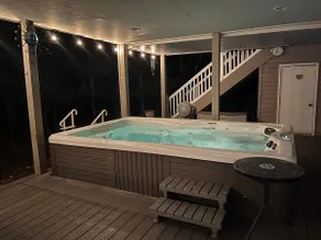 Luxury home near Lake Vermillion with Hot Tub - Image 2
