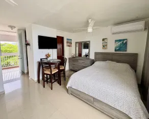 The Sandy Pearl Apartment - Image 2