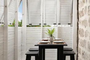 Beaumont Apt 1- Lovely 2 Bed Rental near the beach - Image 3
