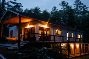 Open concept 4 bedroom Lakehouse - Image 4