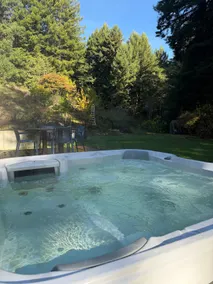 Trinidad Artist and Healing Retreat with Hot Tub - Image 2