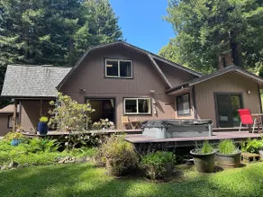 Trinidad Artist and Healing Retreat with Hot Tub - Image 3