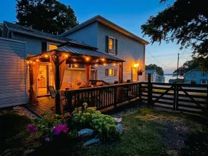 Cayuga Lake Views|Wine Trail • Fenced Yard • Kings - Image 3