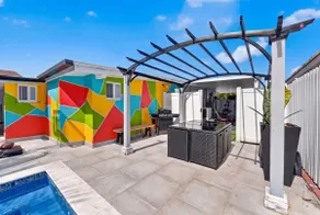 Playhouse! 3mins Hard Rock, Heated Pool, Tub & Games - Image 4