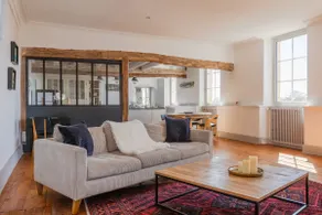 Large bright apartment, Bergerac hyper center - Image 2