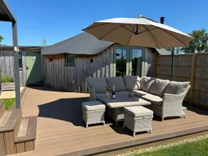 Wooden Roundhouse with Hot Tub (Bee) - Image 2