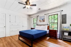 Central Comfort: Home in the Heart of the City - Image 3