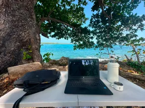 Peaceful beachfront 4 bedroom house for rental - Image 4