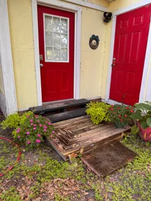 Close to UF, No smoker private bath entry, 1 room - Image 2