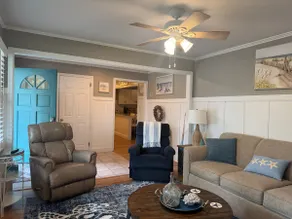 Renovated 2 bedroom unit - Soundfront - Image 3