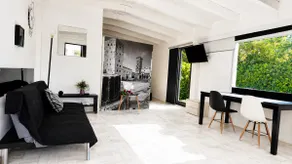 Pool House Terracina - Image 4
