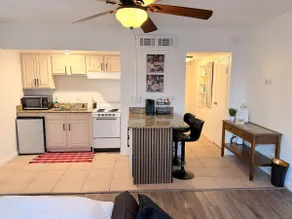 Downtown City View Loft - Image 2