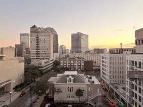 Downtown City View Loft - Image 5