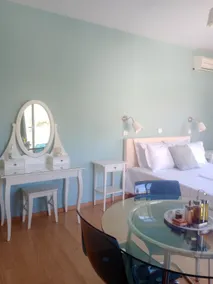 Cozy studio with sea view - Image 2