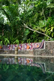 Medusa Bungalow Hidden Colonial Sanctuary - Image 4