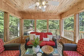 LAKE FRONT |HotTub+Sauna+GolfSim+Arcade+Kayaks+BBQ - Image 5