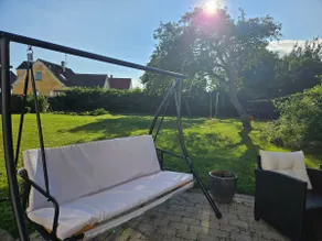 Beach vacation in villa with beautiful garden - Image 2