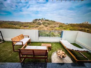 5BR Hill View•Duplex Rooftop Lawn•5 min HiTechCity - Image 3