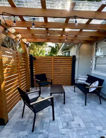 Brandon Family Oasis | sleeps 16, game room, Pool - Image 2