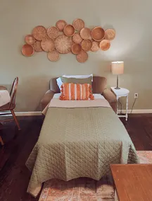 Bayou Cottage Quiet Bayou living Central location - Image 3