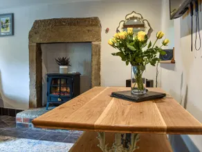 Johnsons Cottage - Uk39727 - Image 4