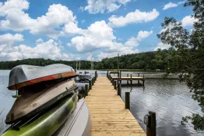 Waterfront Log Cabin | Kayaks, Arcade & Sleeps 12 - Image 3