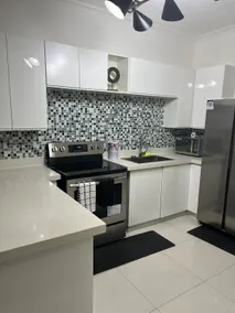 Stylish New Kgn Apt | Rooftop Pool + 24/7 Security - Image 4