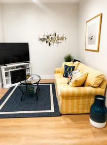 Charming apartment - Image 2