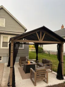 Cozy Retreat • Gazebo • Walk to Park & Lake - Image 2