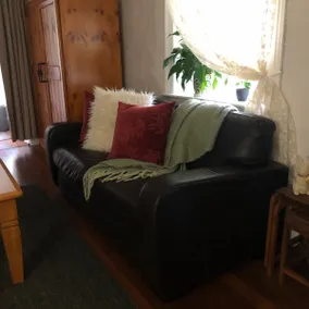 Willowbank Cottage • Cosy Heritage Stay • c1868 • - Image 4