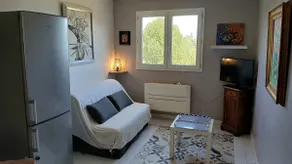 Charming 2-room independent in large private property - Image 3