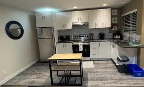 Eagles Nest suite- 1 bed- partial ocean view - Image 5