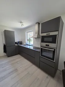 Spacious, quiet location, wooded area with a small lake - Image 5