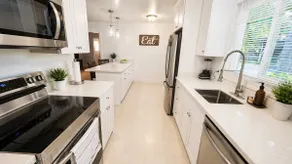 Spacious 3BR | Near Downtown, Hospital, Refinery - Image 5