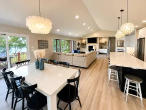 Luxe on Long Lake-Barrel Sauna, Kayaks, Sandy Swimming & Fire Pit - Image 3