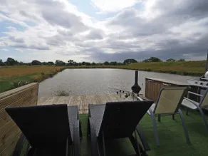Cabin in beautiful countryside with private lake - Image 5