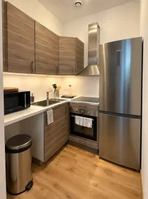 Apartment-Apartment-Ensuite with Shower - Image 4