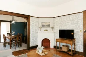 House + Guest house in Armory Park - Image 2