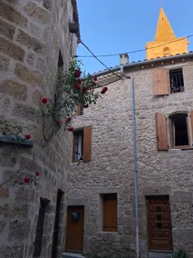 Studio in idyllic village between sea and vineyards - Image 4