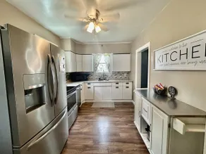 Cozy Home Away from Home**10 min from Franciscan** - Image 4