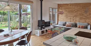 Beachfront vacation home - Image 4